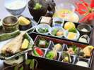 地の食材を詰め込んだ朝食