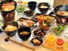 【こだわりの健康朝食一例】三種のト゛リンクは右から順番に・・・こだわりです