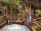 【森の散歩湯WOOD SPA】大自然を間近に感じながら多種多様の香り湯をお楽しみください。