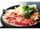 茨城の誇る高級牛肉、黒毛和牛「常陸牛」のすき焼き