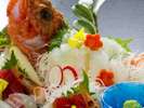 その時に獲れた地魚お造りが食せる自慢の一品。
