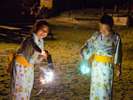 ビーチで花火も楽しい♪夏休みの絵日記にも書けちゃう!遊んで宿題も終了で一石二鳥!