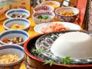 【朝食ブッフェ一例】「永井の純とうふ」のおぼろ豆腐。大豆本来の旨みを残す生絞り製法でつくった豆腐