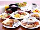 ごゆっくり朝食バイキングをお楽しみください。