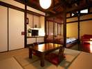 檜露天風呂のお部屋(木漏れ陽)/好きなときにごゆっくりとお入りください。