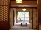 【露天風呂付き客室本館】お二人でしっぽりとお過ごしくださいませ。