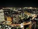 ○パレス側の客室からは、大都市の夜景が楽しめる。(写真は新宿方面の夜景イメージ)