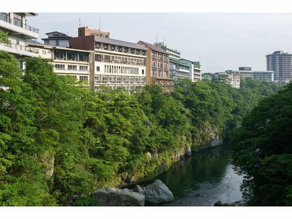 鬼怒川温泉　絶景の宿　佳祥坊福松