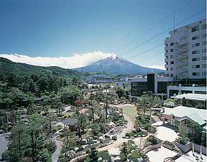 庭園と感動の宿　富士山温泉　ホテル　鐘山苑：写真