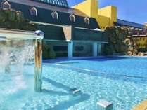アライリゾートは新潟エリアでも数少ない屋内プールを保有しています。8月31日まで営業予定です♪