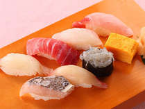 ≪お寿司食べ放題≫お替り自由!季節のおすすめ握りからご用意します
