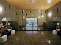 当ホテル１階大浴場「旅人の湯」（人工ラジウム泉）女性浴場は安心のセキュリティロックあり。