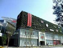 キャナルシティ・イーストビルディング 当館より徒歩30秒!福岡最大級の複合商業施設。