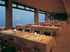 琵琶湖一望のレストランでお食事を。