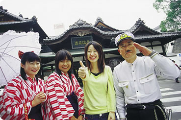 祝 坊っちゃん創刊100周年 記念イベントにぎわう松山 道後温泉へ じゃらんｎｅｔ
