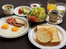 【朝食の一例[洋定食]】人気の朝食は和洋選べます