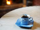 ゆったりした時間の中でコーヒーを楽しむ贅沢なひと時