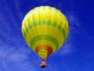 ニセコの町を上空から眺められる大自然のパノラマ熱気球フライト