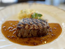 【飛騨牛ステーキ】味や柔らかさがやはり段違いの美味しさです…！