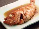 【逸品料理】伊豆と言えば金目鯛の煮付け～夕食バイキング会場にてご提供～