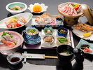 【ご夕食一例】スタンダードプラン／日本海で獲れた海の幸をはじめ、庄内の食文化に触れる会席料理。
