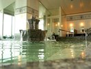 本館14階天然温泉「カルロビ・バリ・スパ」（加水・加温・循環ろ過）ナトリウム塩化物泉