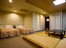 和洋室(バス・トイレ付き）太平洋が一望できる当館一押しタイプのお部屋です。