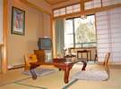 ○客室一例。【梅】の部屋で、６畳間になります。小ぢんまりとした和室です。