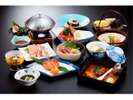日本海の幸や旬の地元食材を厳選した会席料理