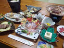 *【夕食一例】十和田の旬の味覚がつまったお食事です。