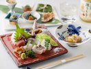 恵比寿「割烹ししくら」宍倉氏監修。旬な野菜や鮮魚を使い季節感溢れる繊細な味が特徴です。