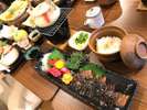 マグロと十津川の郷土料理一例