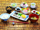 【朝食】自家栽培のお米や野菜を中心に、季節を感じる手作り朝食