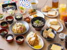 【朝食】◆ご当地の和・洋・中の様々な料理45種◆　※一例