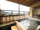露天風呂付和室【美湯の間】部屋の露天風呂からの眺めは最高