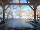 薬師の湯 冬の新館露天風呂