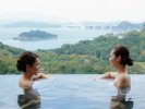 露天風呂では鳴門海峡を見晴らす眺望が自慢。