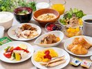 ■1日の始まりは美味しい朝食から！和洋16種類の朝食ビュッフェ