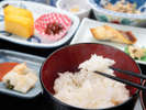 【朝食一例】秋田県産米をご用意しております。