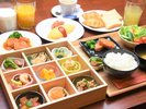 2022/12/5より朝食リニューアル♪9種の彩り膳にてご提供しております。