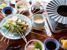 大島名物の天ぷら【椿フォンデュ】です。高田製油所の椿油を配合しています。（写真は４人前）
