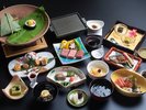 【湯之島館厳選】A5ランクの飛騨牛など地元で採れる旬の食材を使用し、料理人の心の粋が光ります。