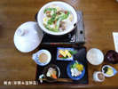 【朝食一例】茶粥と温野菜