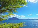 ■初夏～夏は、蒼い空と湖・緑の映える絶景をお愉しみ下さい