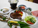 *夕食一例／笹寿司など新潟の郷土料理もご用意いたします。