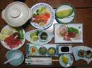 夕食一例（冬～春）宿泊代金で品数も変ります。