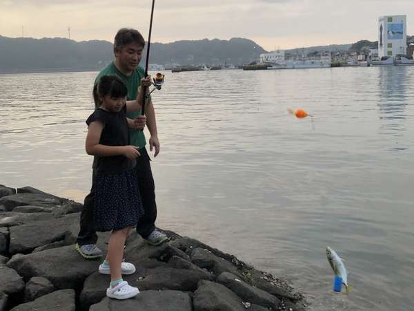 呼子の海で魚釣り体験