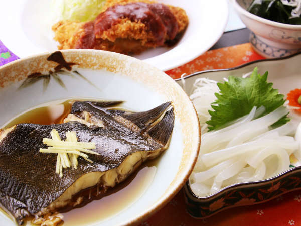 夕食単品＿旬の魚の煮つけ！絶妙な味付けでご飯がすすみます♪