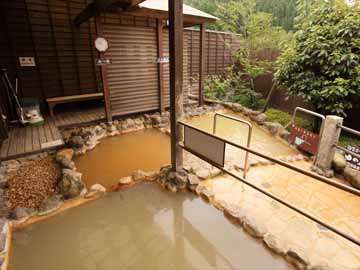 ●長湯温泉●女性露天風呂●あつ湯・ぬる湯・たち湯など、こだわりの露天風呂がとっても人気です。