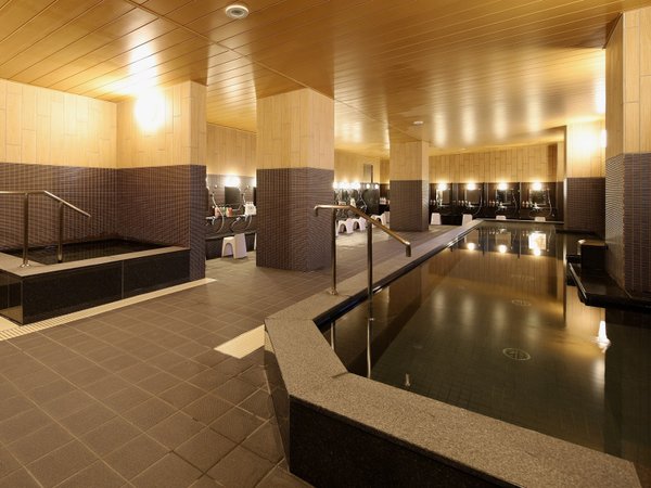 男性大浴場【駅前最大級の大浴場】サウナ、水風呂もあり